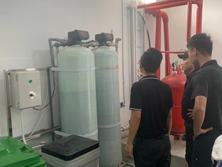 Công trình thực hiện công tác bảo trì, bảo dưỡng định kỳ hệ thống nước nóng trung tâm, bình thái dương năng và lọc tổng tại Xanh Xanh