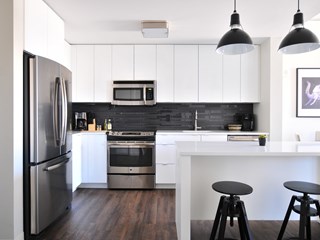 Nước máy là gì? Có sạch không? Nên sử dụng thế nào để đảm bảo an toàn và hiệu quả?
